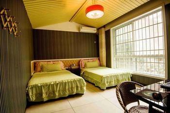 Shuangshuang Home Fenghuang Hongqiao Branch מראה חיצוני תמונה